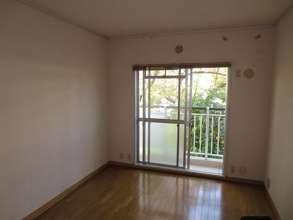 Non-living room. North Western-style