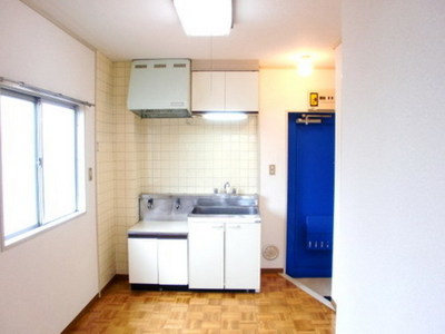 Living and room. Will be widely if Tsunagere rooms