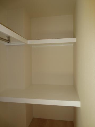 Receipt. WIC is, Also it can be stored futon in with pillow shelf.