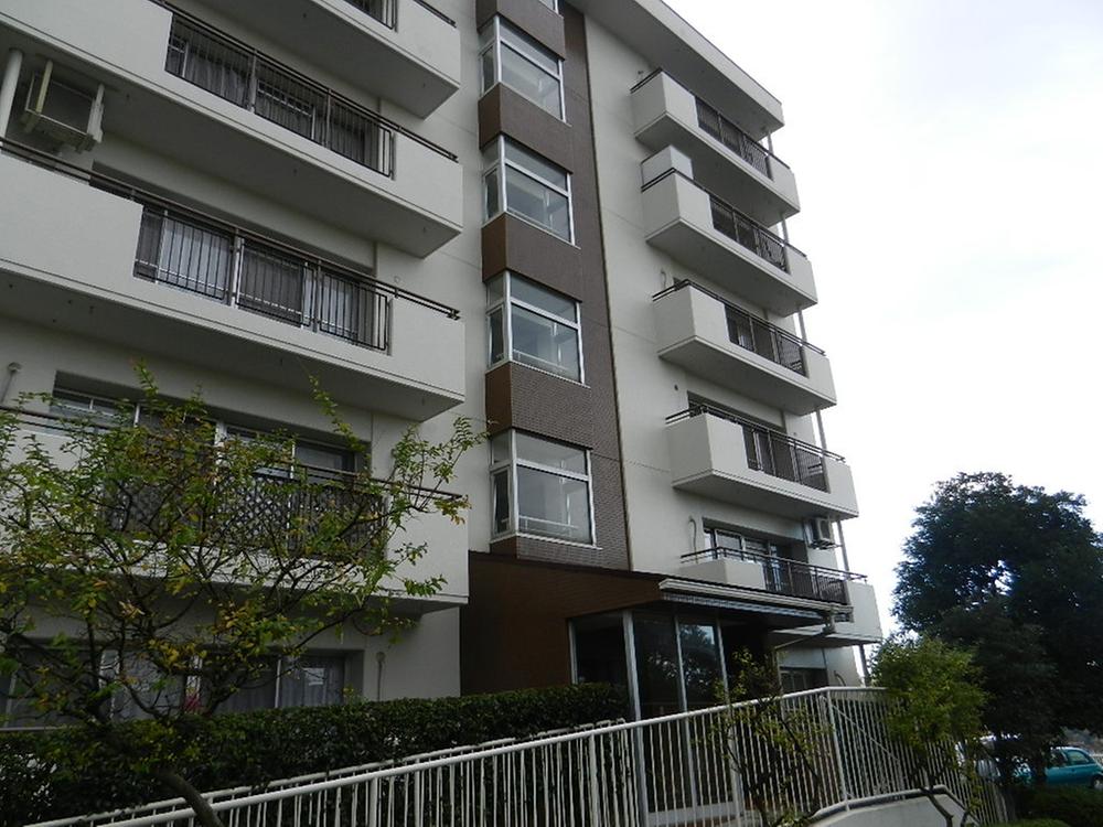 Local appearance photo. Mansion appearance (November 2013) Shooting