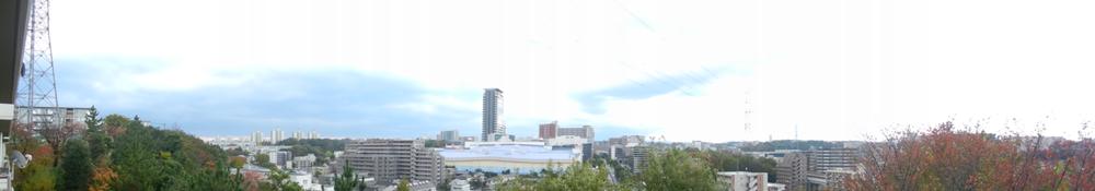 View photos from the dwelling unit. View from the living room (11 May 2013) Shooting