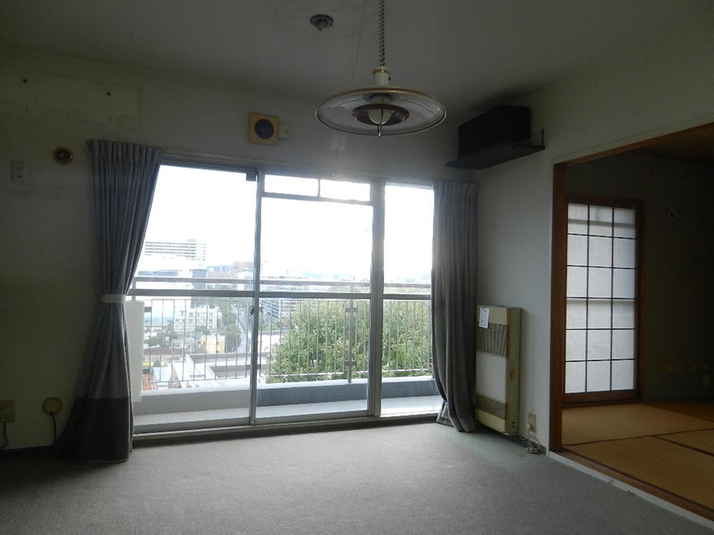 Living. Indoor (11 May 2013) Shooting