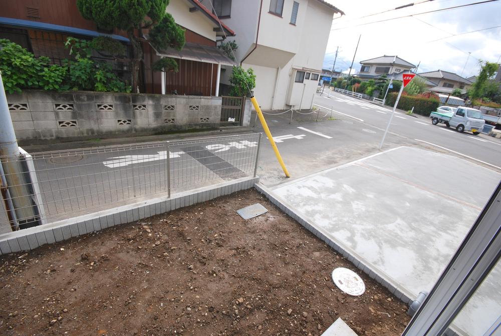 Garden. Local (September 2013) Shooting