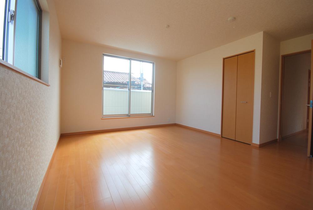 Other introspection. Indoor (September 2013) Shooting