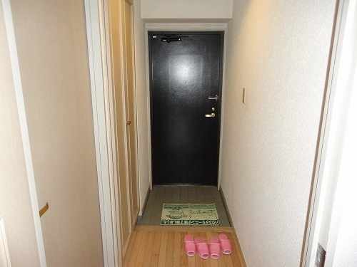 Entrance. It is the state of the entrance