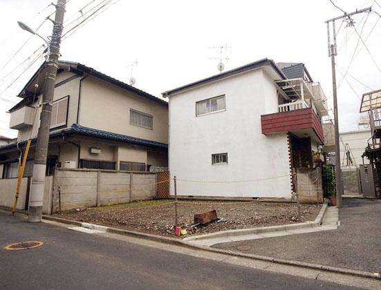 Local appearance photo. Local (12 May 2013) Shooting