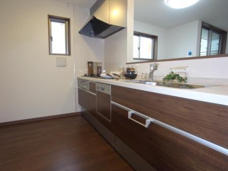 Kitchen. Local kitchen (dishwasher ・ With water purifier)