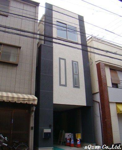 Local appearance photo. Local (11 May 2013) Shooting