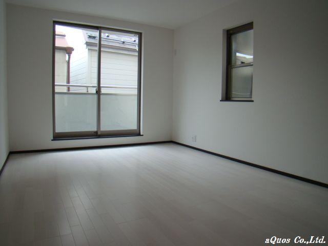 Living. Indoor (11 May 2013) Shooting