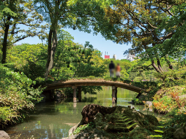 Surrounding environment. Precisely because we are living in the city center, Green moisture is irreplaceable. The surrounding local Somail cemetery (about 820m, Rikugien started the walk 11 minutes) (about 1300m, Walk 17 minutes) large garden is dotted with such, You can enjoy the interaction with pleasant green. (Rikugien)