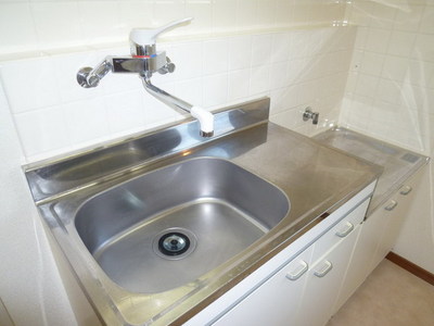 Kitchen. 2-neck Gasukitchin