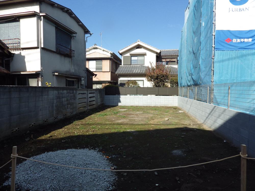 Local land photo. Local (12 May 2013) Shooting