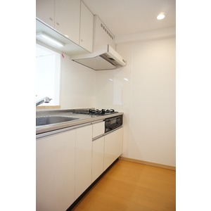 Living and room. ● Living ● 1 groups air conditioning ●