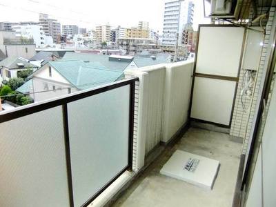 Balcony. South side of the balcony