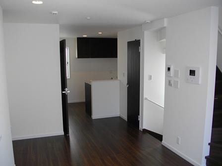 Same specifications photos (living). Example of construction