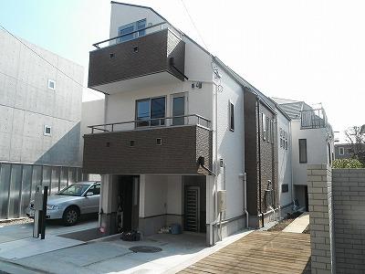 Building plan example (exterior photos). Appearance example of construction by the same construction company