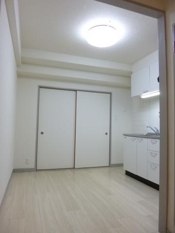 Kitchen. DK