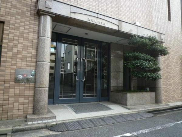 Entrance. Entrance 2