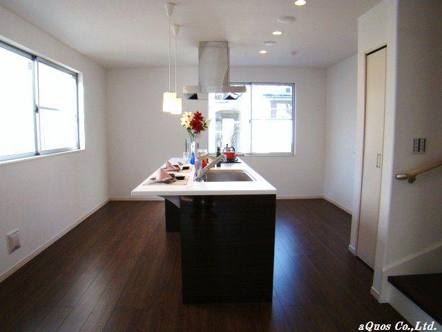 Same specifications photo (kitchen). Same specifications