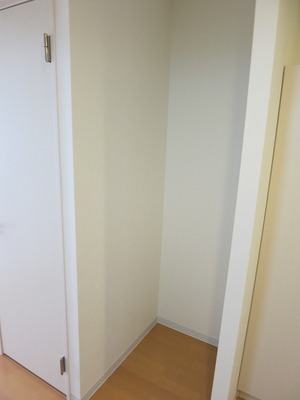 Other Equipment. Refrigerator yard