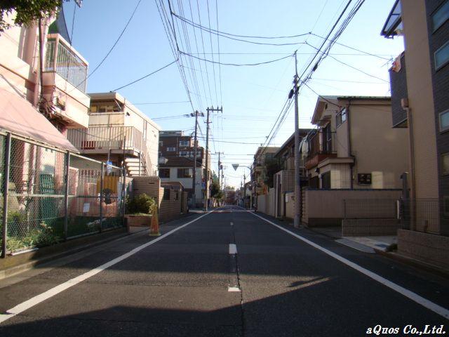 Local photos, including front road. Local (11 May 2013) Shooting