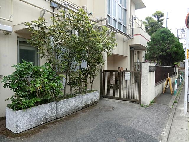 kindergarten ・ Nursery. Mejiro 59m to the second nursery