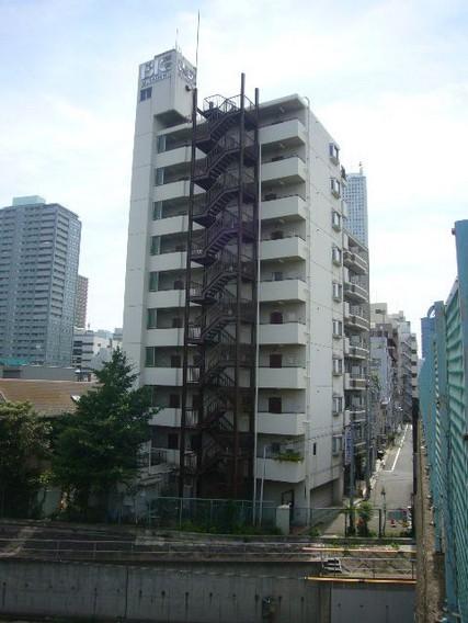Local appearance photo