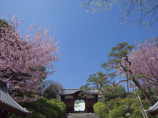 Surrounding environment. Gokokuji (about 1790m ・ Walk 23 minutes ・ Bicycle about 9 minutes)