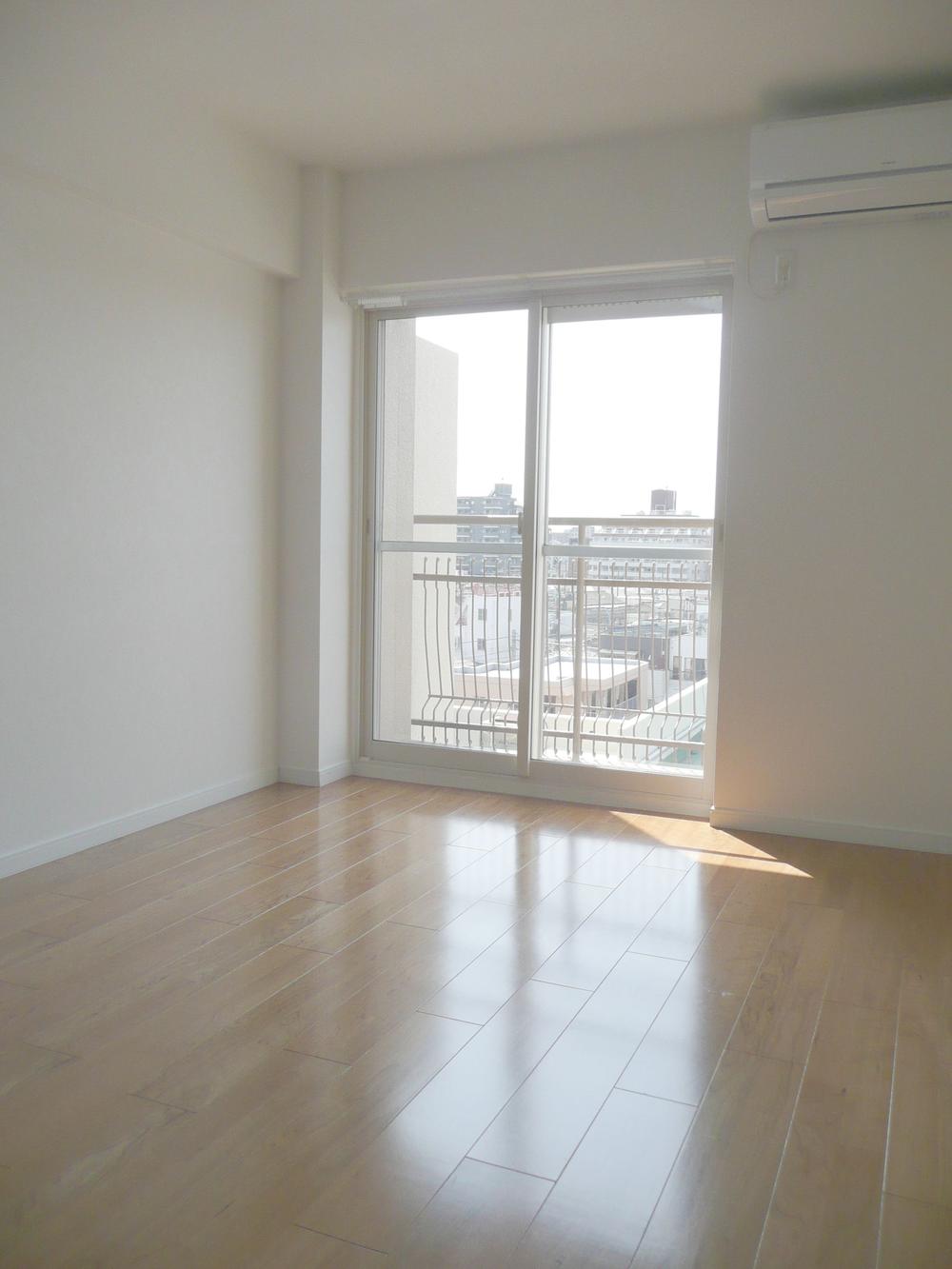 Non-living room. Western-style 1