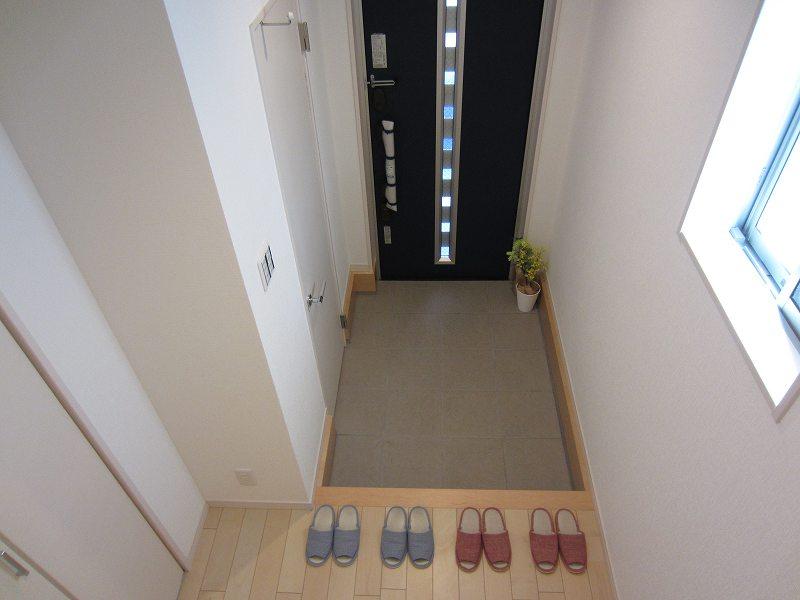 Entrance. A Building Entrance