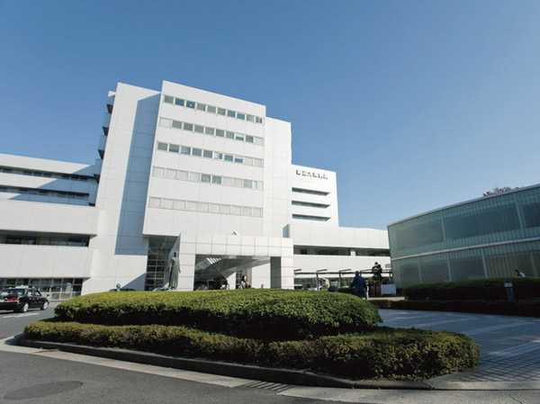 Surrounding environment. holiday ・ Night emergency response of "Tokyo Metropolitan Otsuka hospital" (about 340m / A 5-minute walk)