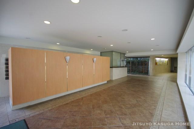 lobby. Common areas