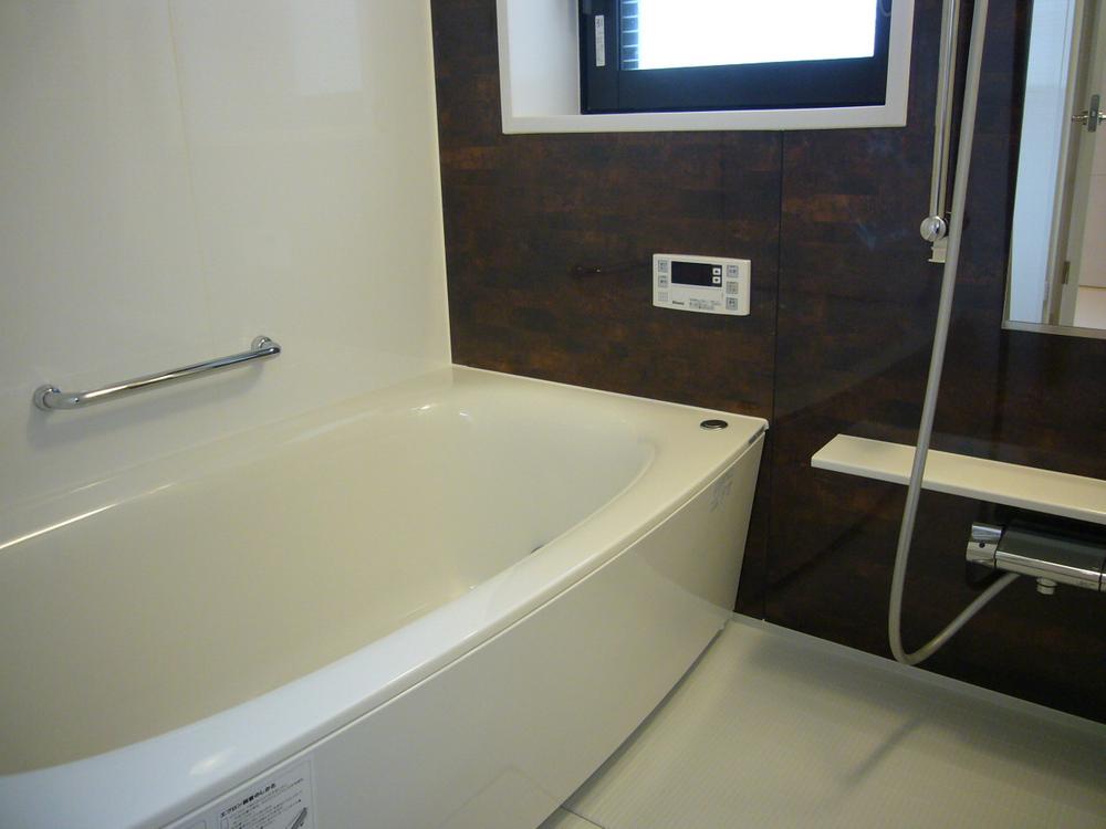 Bathroom. Indoor (12 May 2013) Shooting