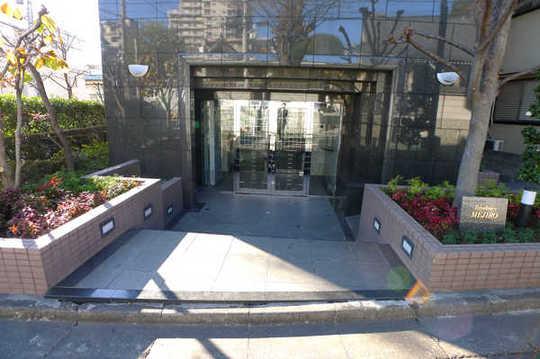 Entrance. Local Entrance
