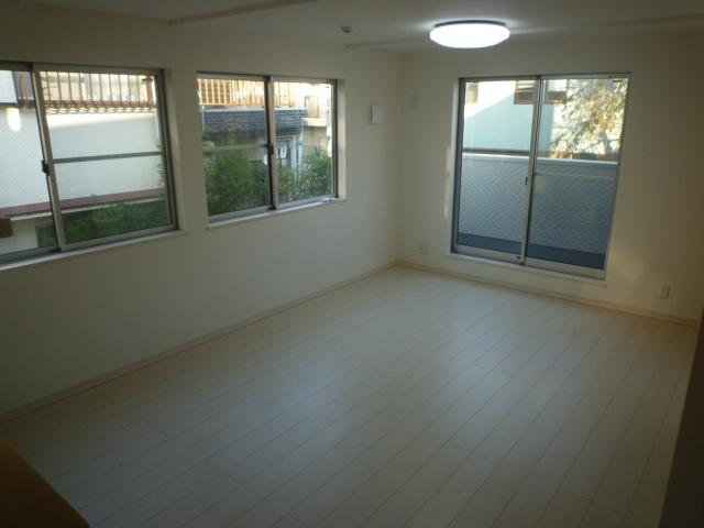 Living. A Building Living (November 2013) Shooting