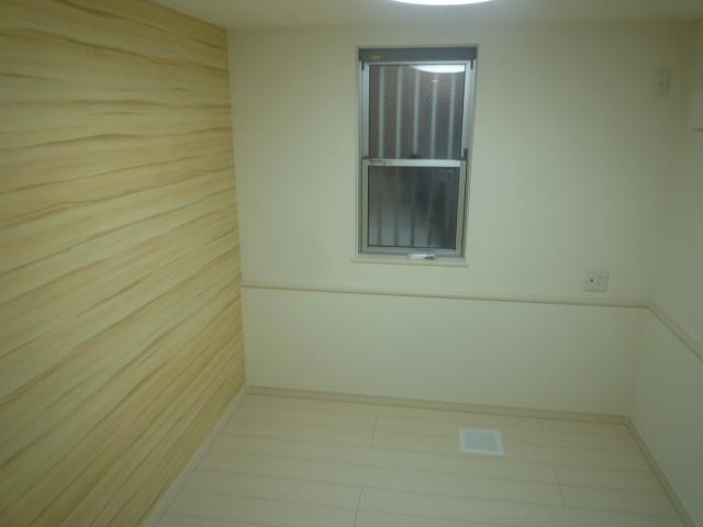 Other. B Building Western-style (11 May 2013) Shooting