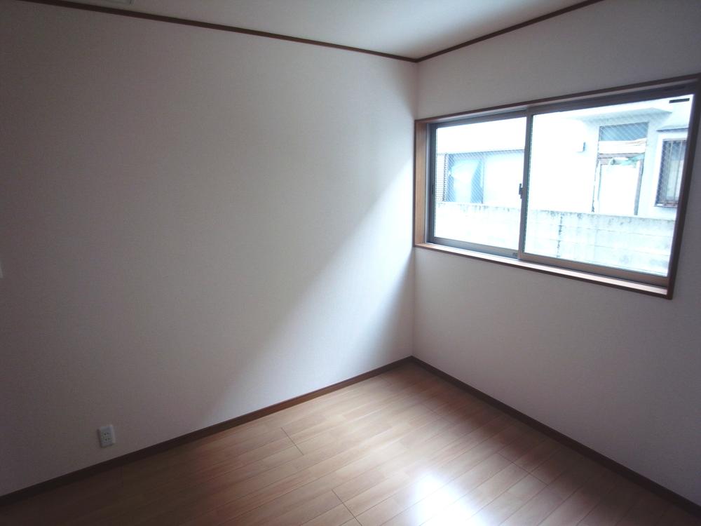 Non-living room. Indoor (July 2013) Shooting