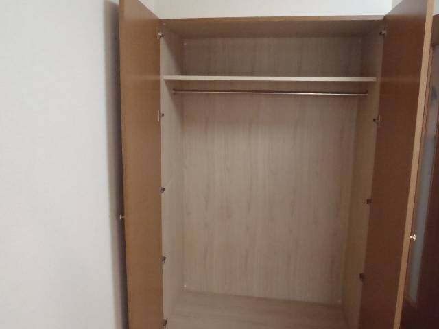 Receipt. Storage with depth