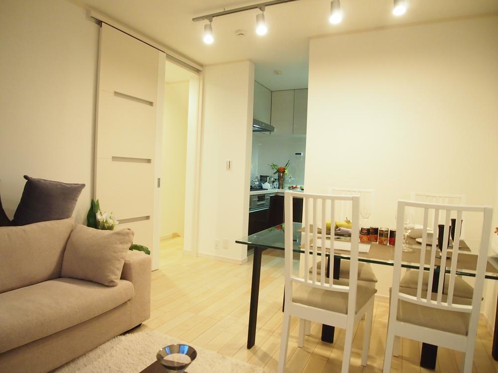 Living. Indoor (12 May 2013) Shooting