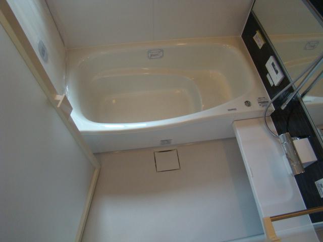 Same specifications photo (bathroom). Same specifications