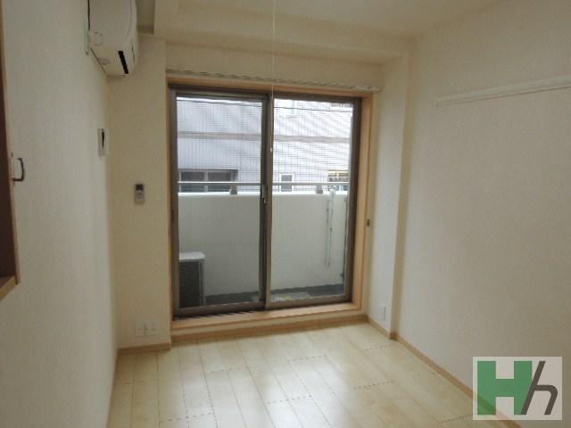 Living and room. Room flooring