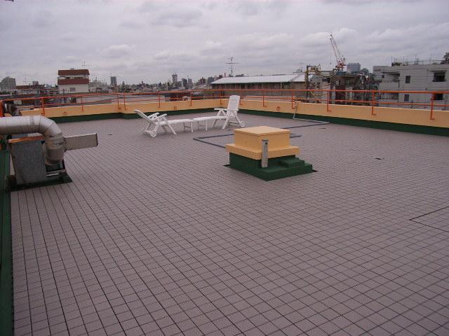 Other common areas. rooftop