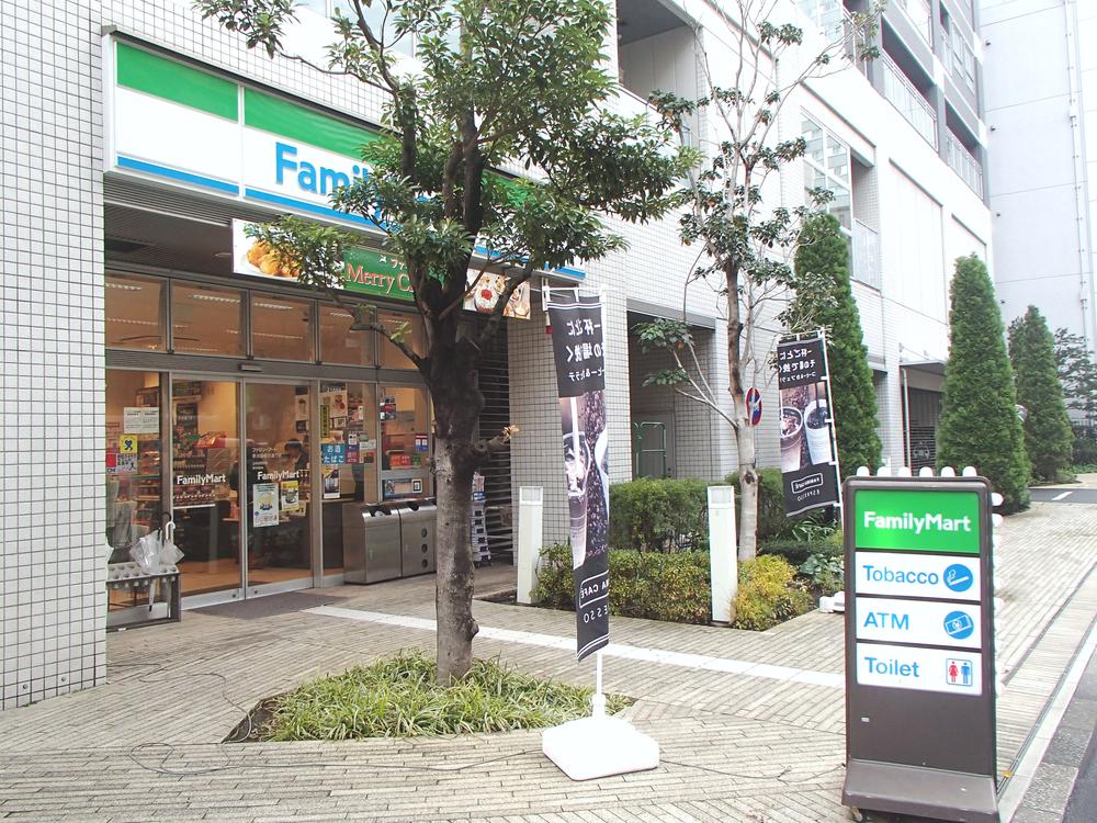 Other common areas. First floor store