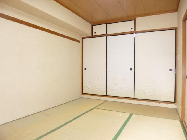 Non-living room