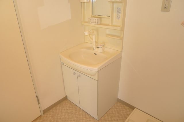 Washroom. Independent wash basin ☆ 