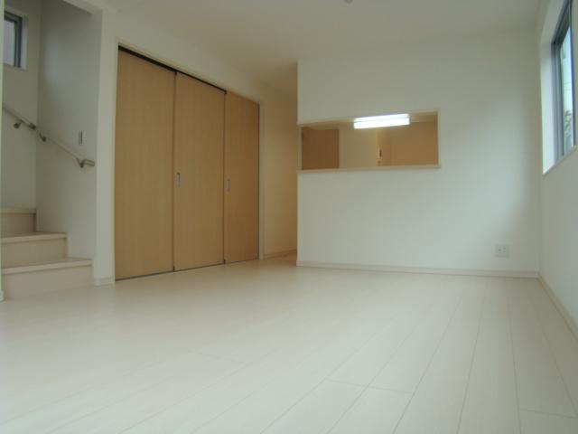 Living. Indoor (10 May 2013) Shooting