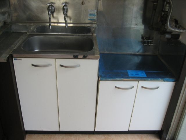 Kitchen. Gas stove installation Allowed