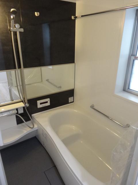 Bathroom. Room (August 2013) Shooting