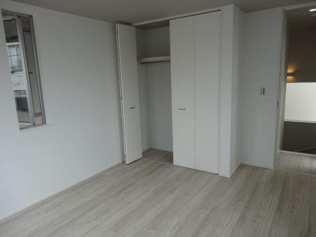 Non-living room. Room (August 2013) Shooting