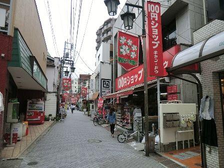 Streets around. Enhancement of the surrounding environment